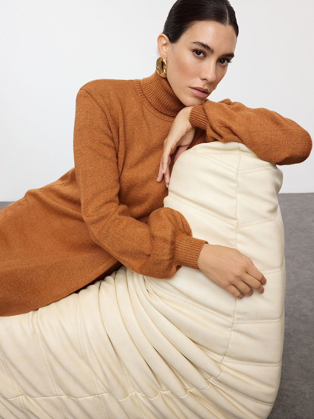 Trendyol Kiremit High Neck Sheath Midi Dress