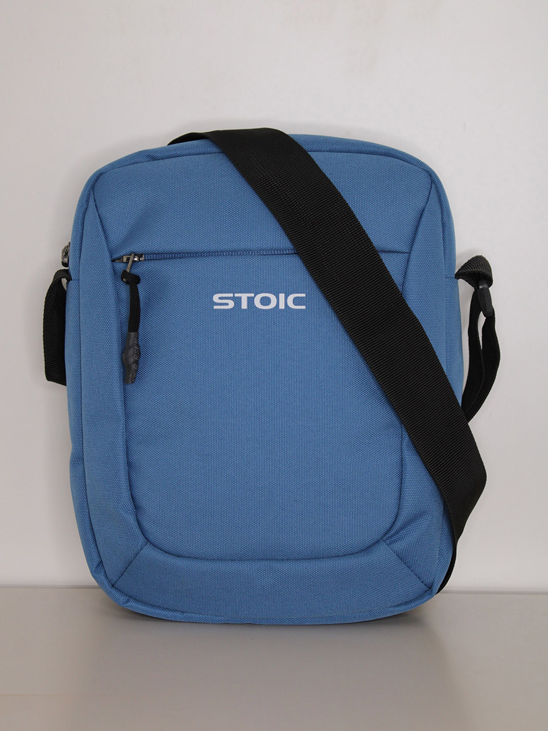 STOIC Unisex Solid Messenger Bag