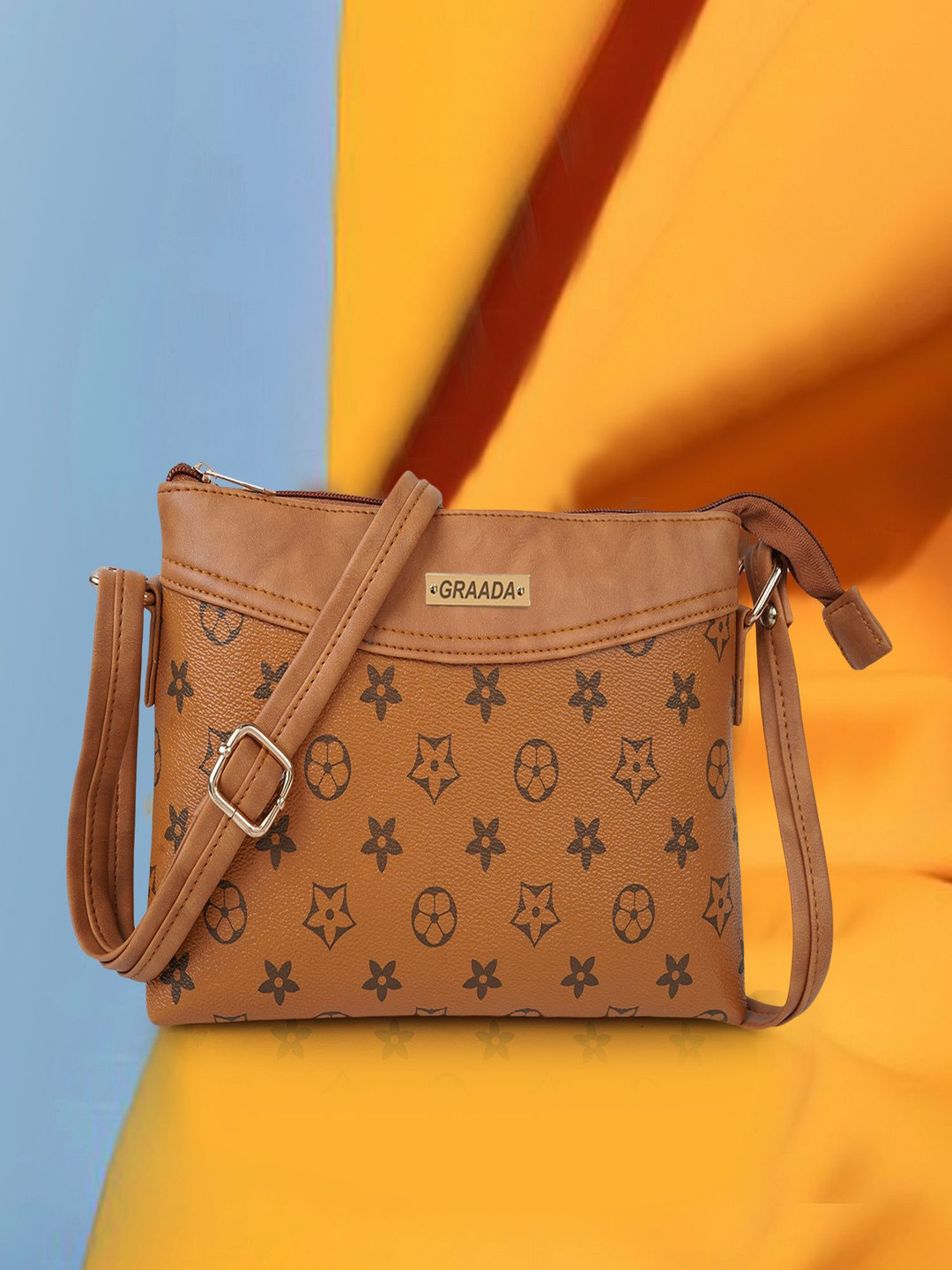 GRAADA Women Geometric Printed Structured Leather Sling Bag