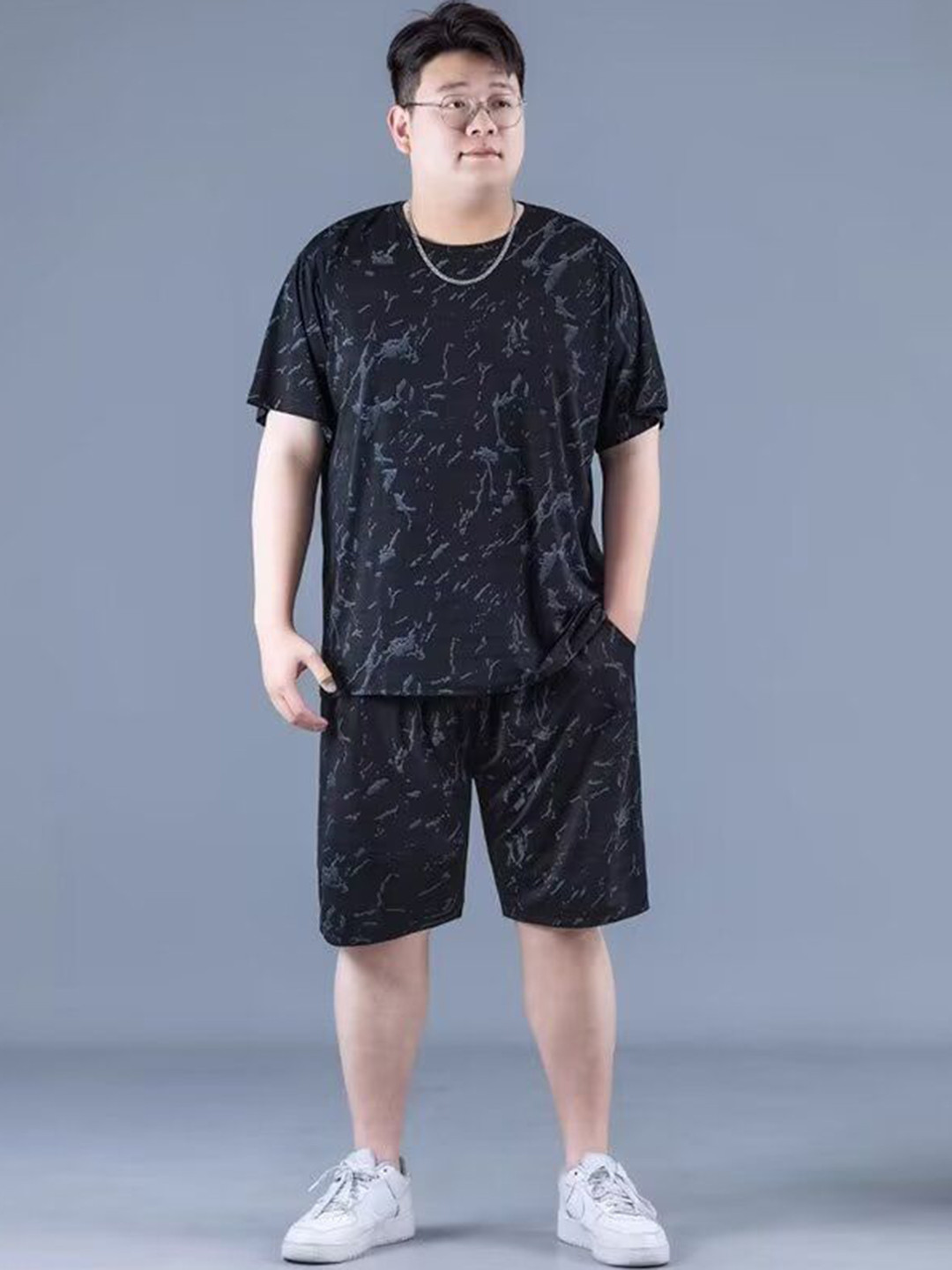 StyleCast Plus Size Abstract Printed Round Neck Pure Cotton T-Shirt And Shorts