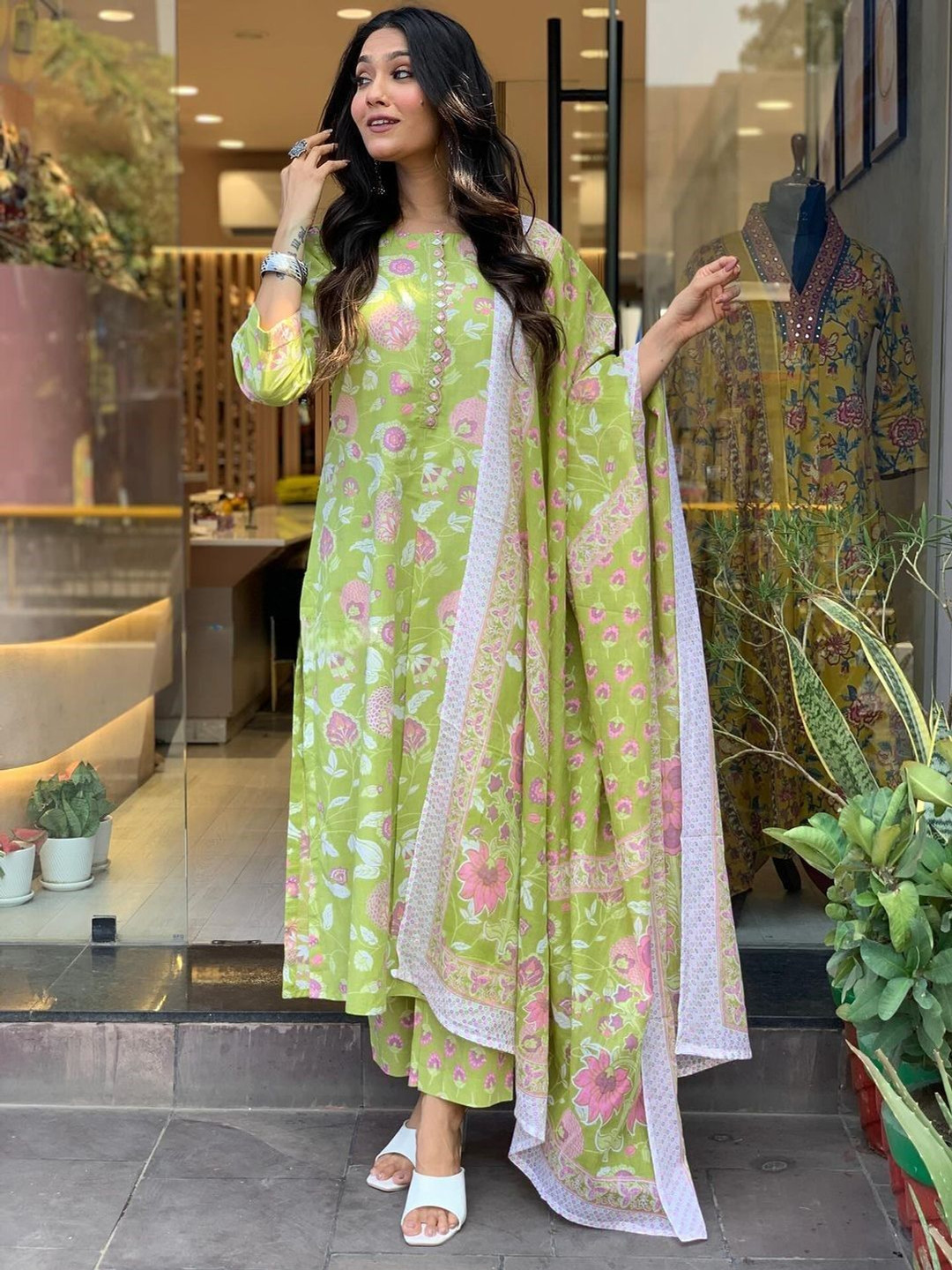 SIJOPA Floral Printed Pure Cotton A-Line Kurta With Palazzos And Dupatta