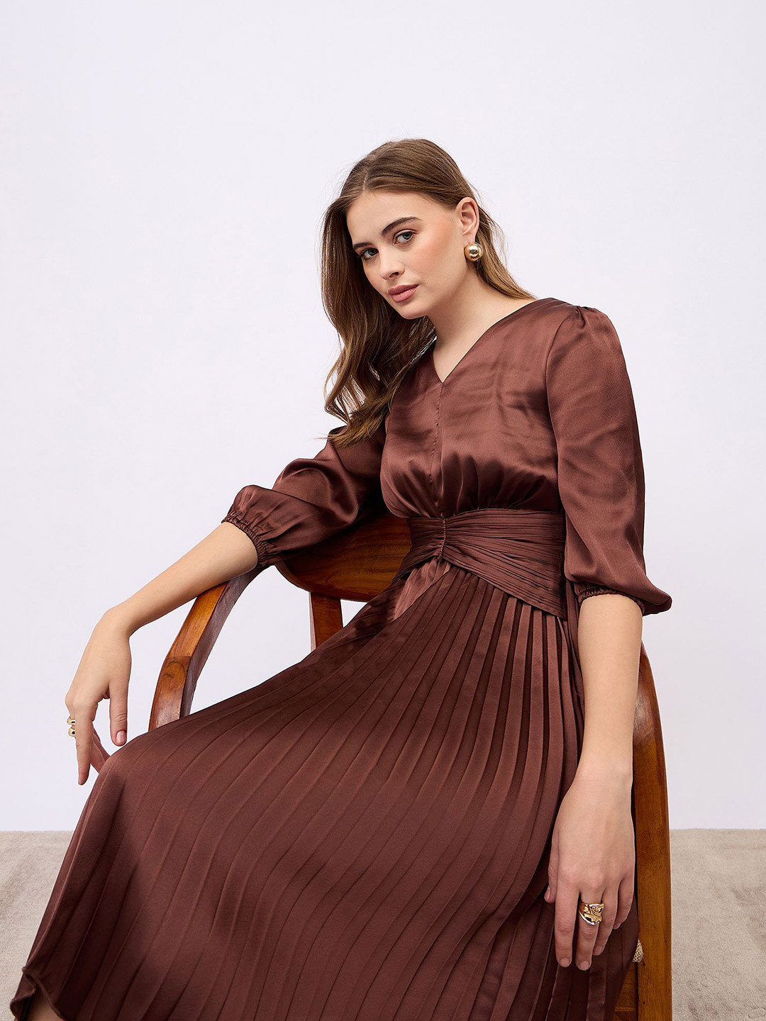 Styli Women V-Neck Puff Sleeves Pleated A-Line Midi Dress With Asymmetrical Hem