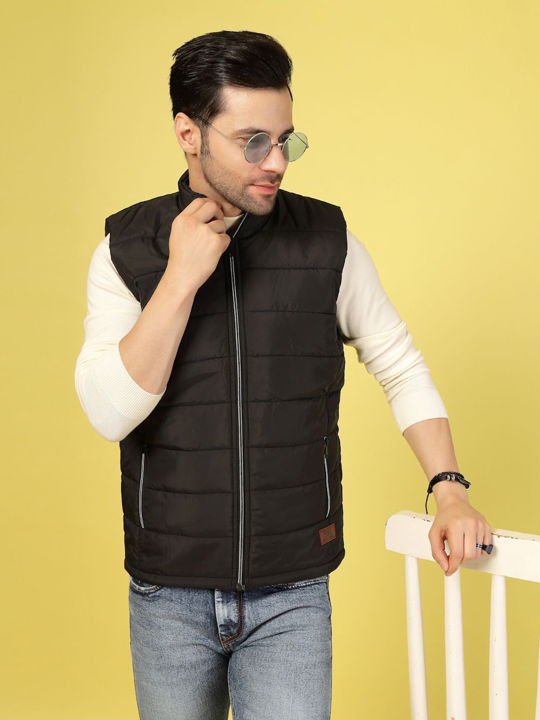 Rigo Men Mock Collar Solid Casual Water Resistant Gilet Jacket