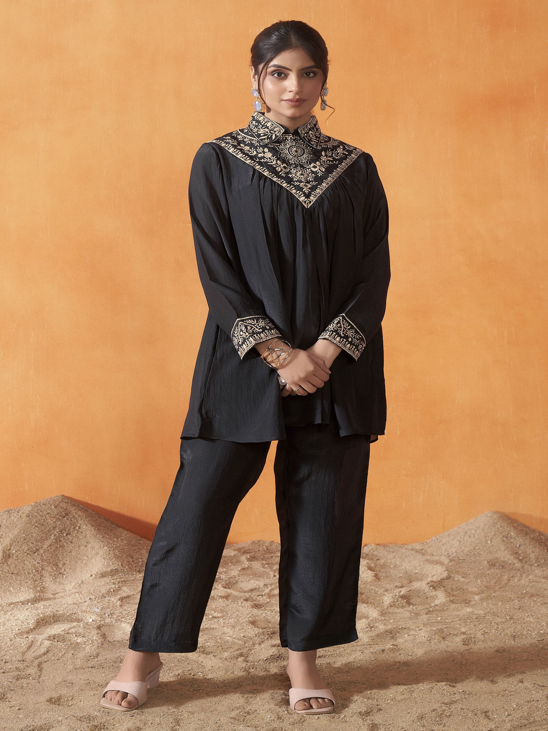 Anouk Black & Cream Floral Embroidered Thread Work Shirt Collar Tunic With Trousers