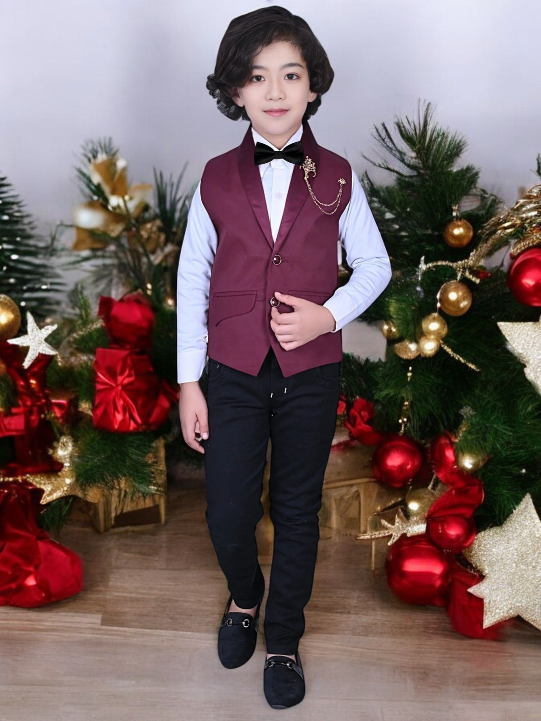 Eliq V-Neck Waistcoat & Shirt With Bow Tie And Brooch