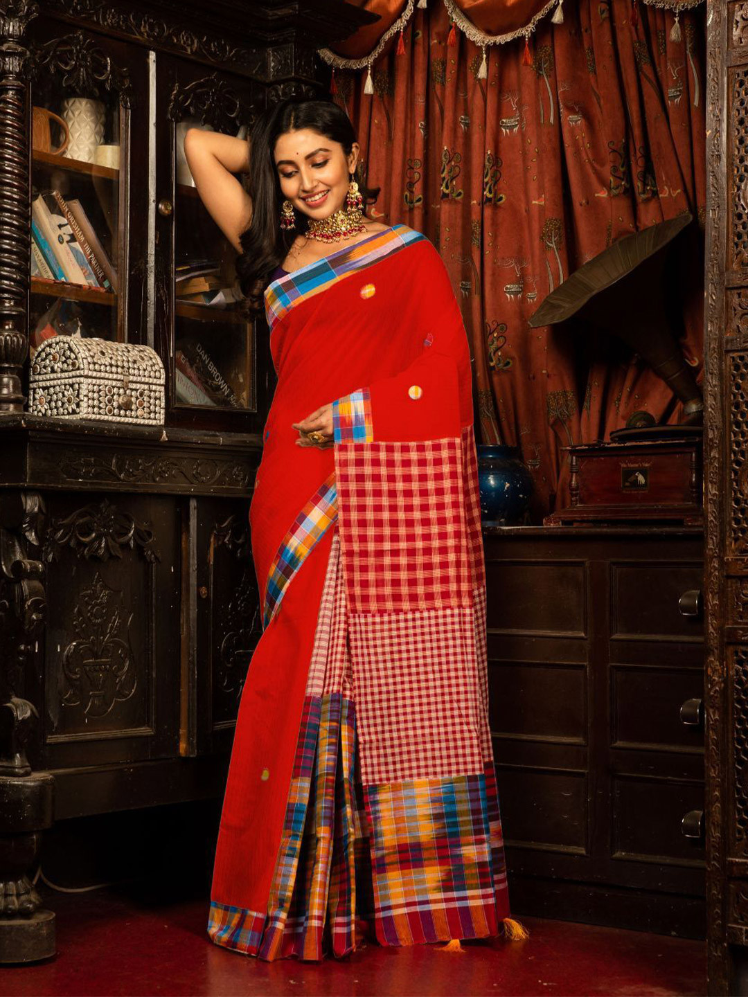 Vedco Woven Design Patchwork Pure Cotton Saree