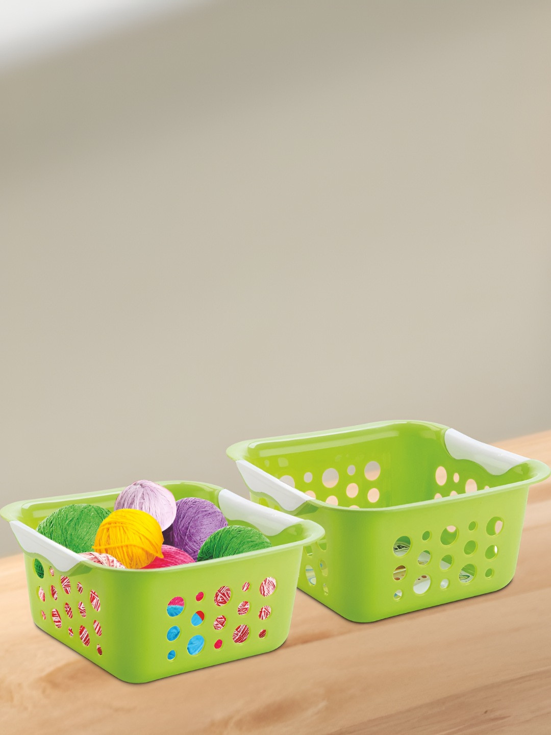 Nayasa Spotty Set of 2 Green Fruit Basket