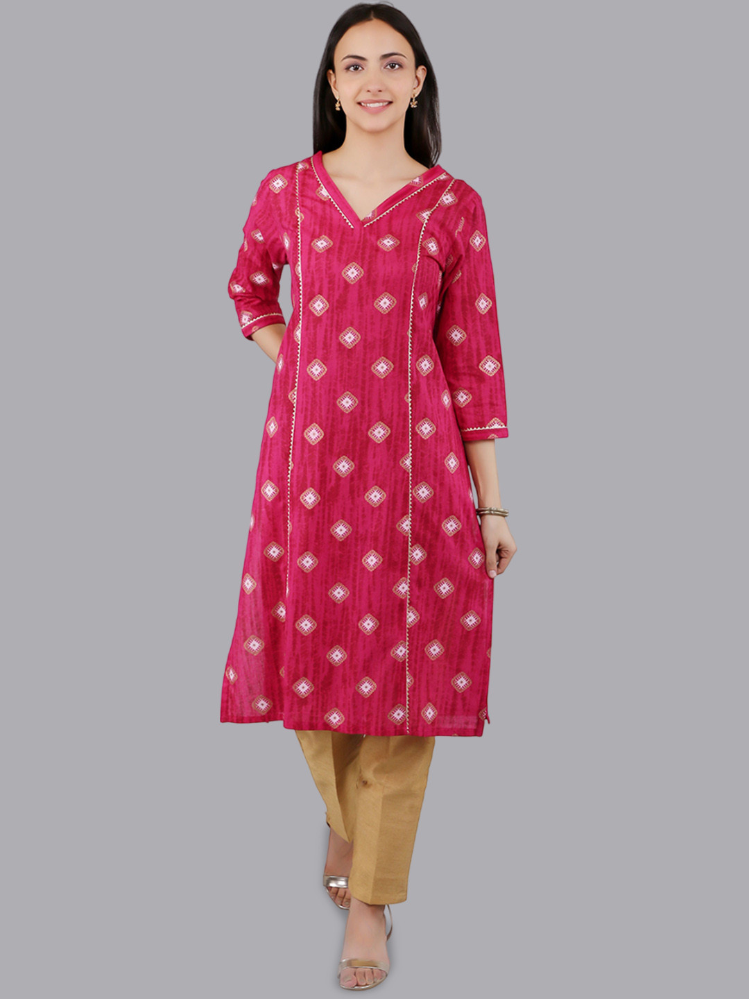 VAPPSYAM Geometric Printed V-Neck Gotta Patti Pure Cotton Straight Kurta