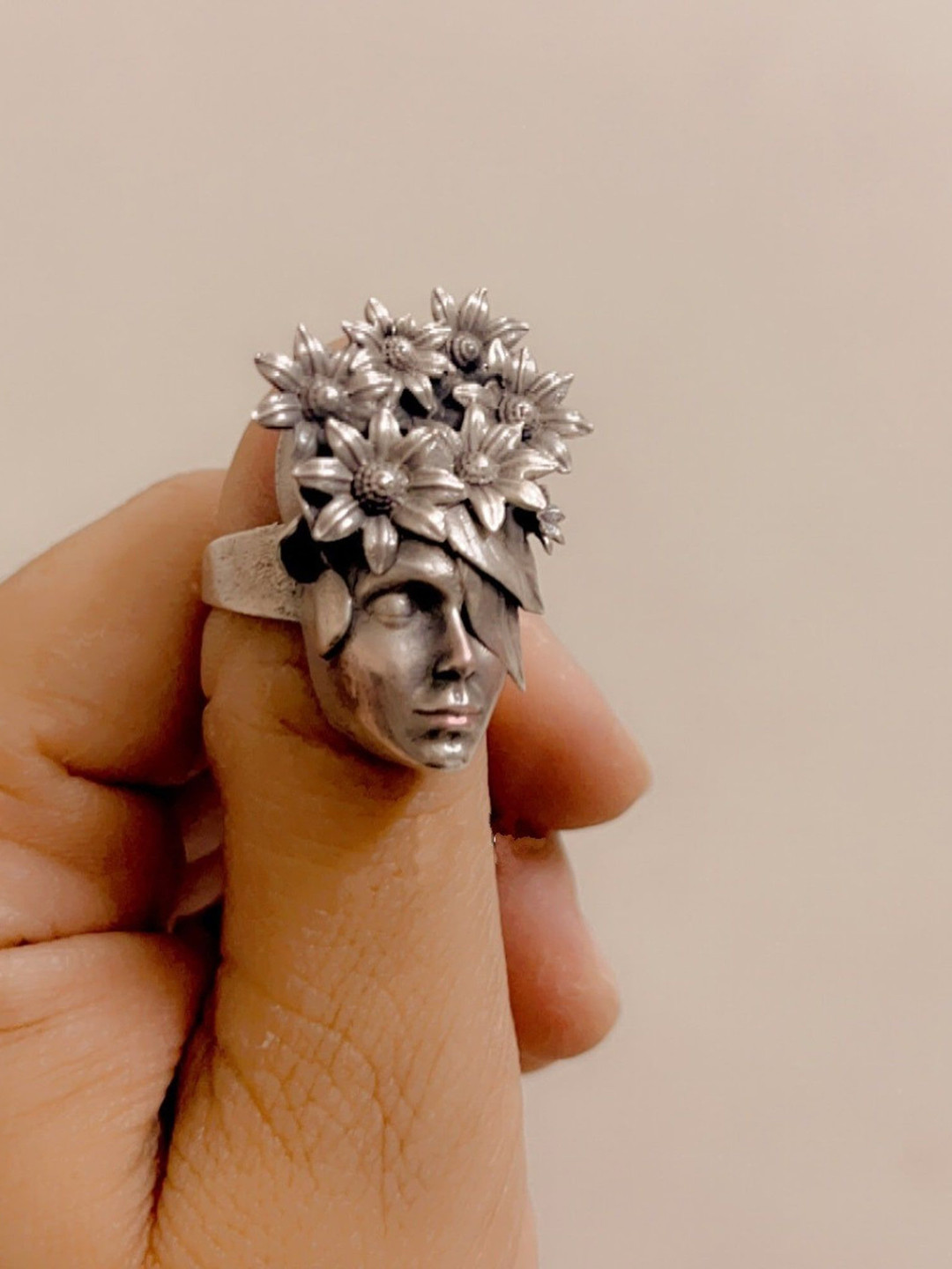 Dulcett Oxidized Silver Face Shape Adjustable Finger Ring