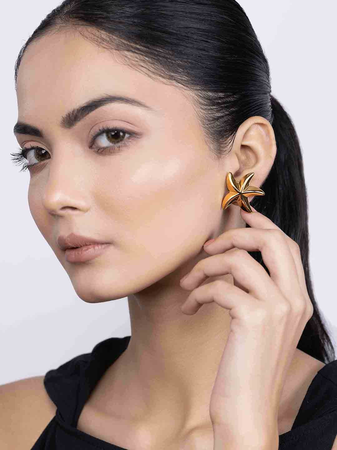 KAORI BY SHREYA AGARWAL Gold-Plated Star Shaped Studs