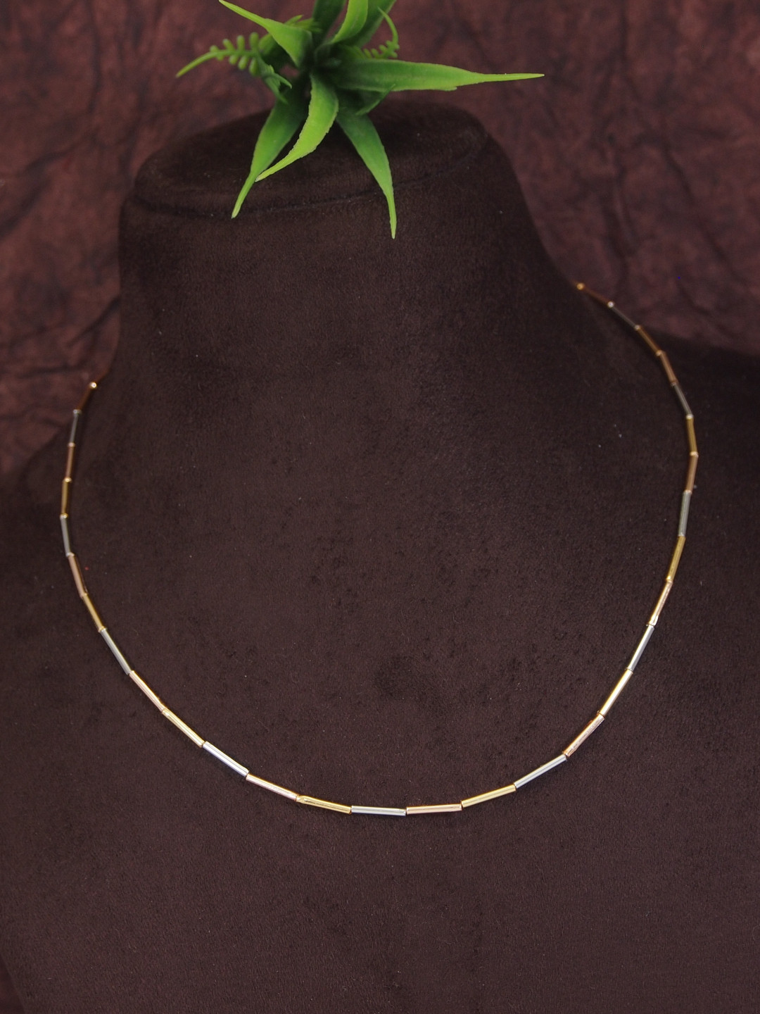 V FASHION JEWELLERY Handcrafted Necklace