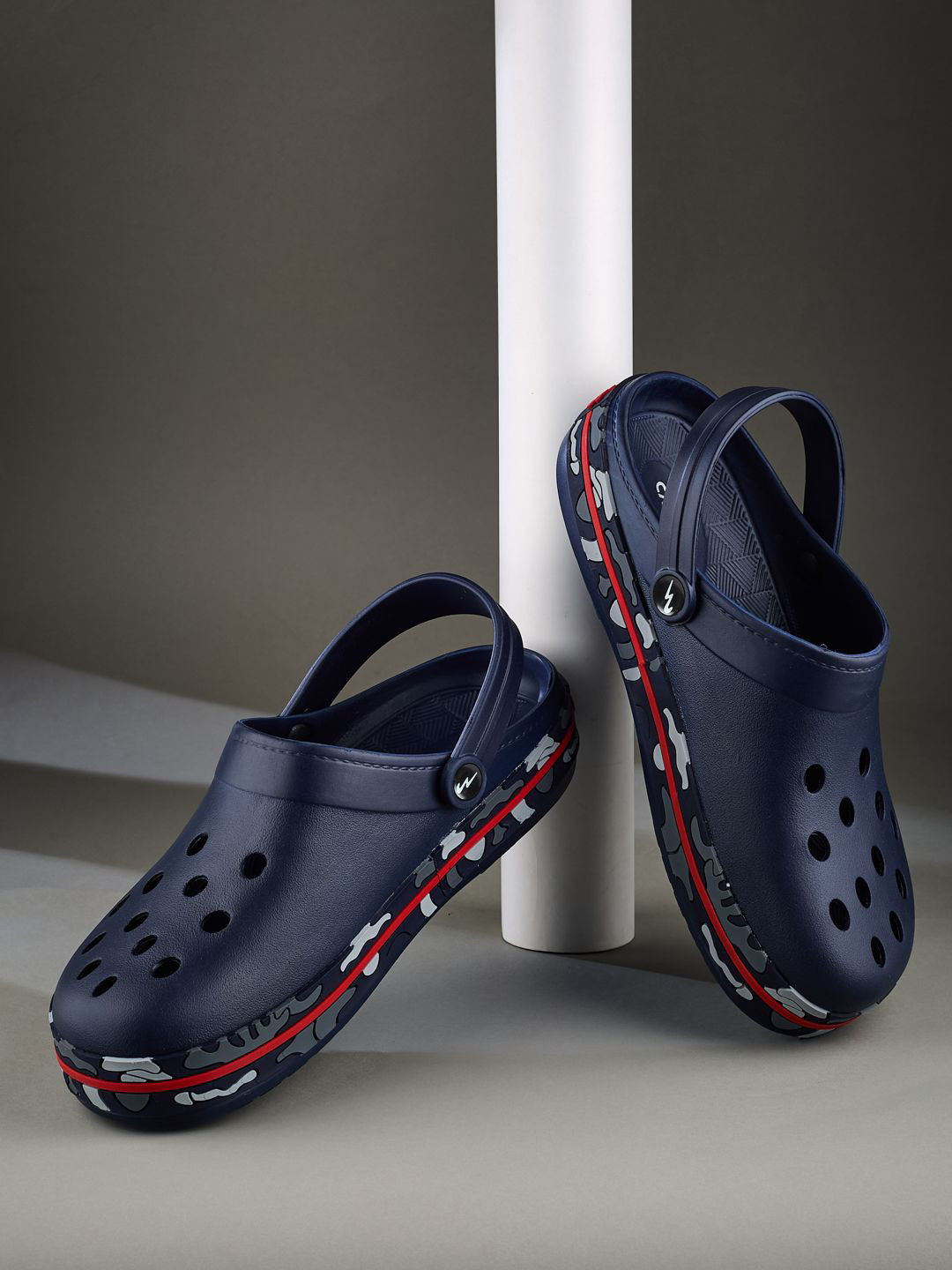 Campus Men GC-4001 Self Design Clogs