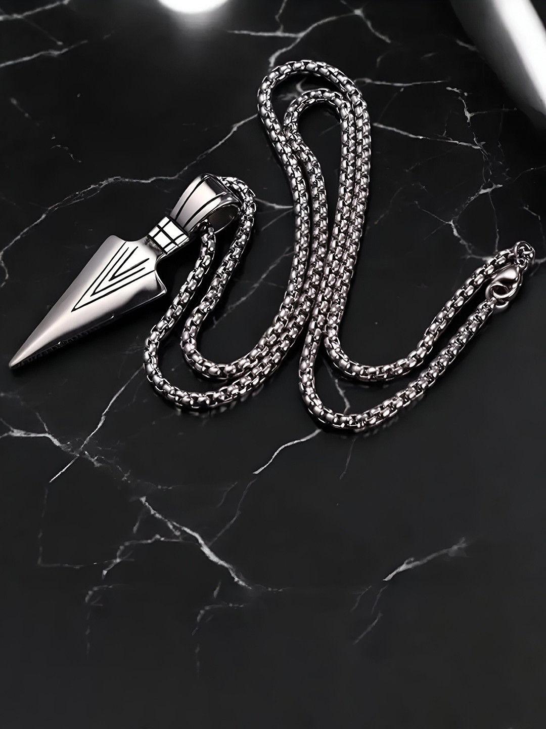 RUHI COLLECTION Silver-Plated Stainless Steel Triangle Arrow Pendant with Chain