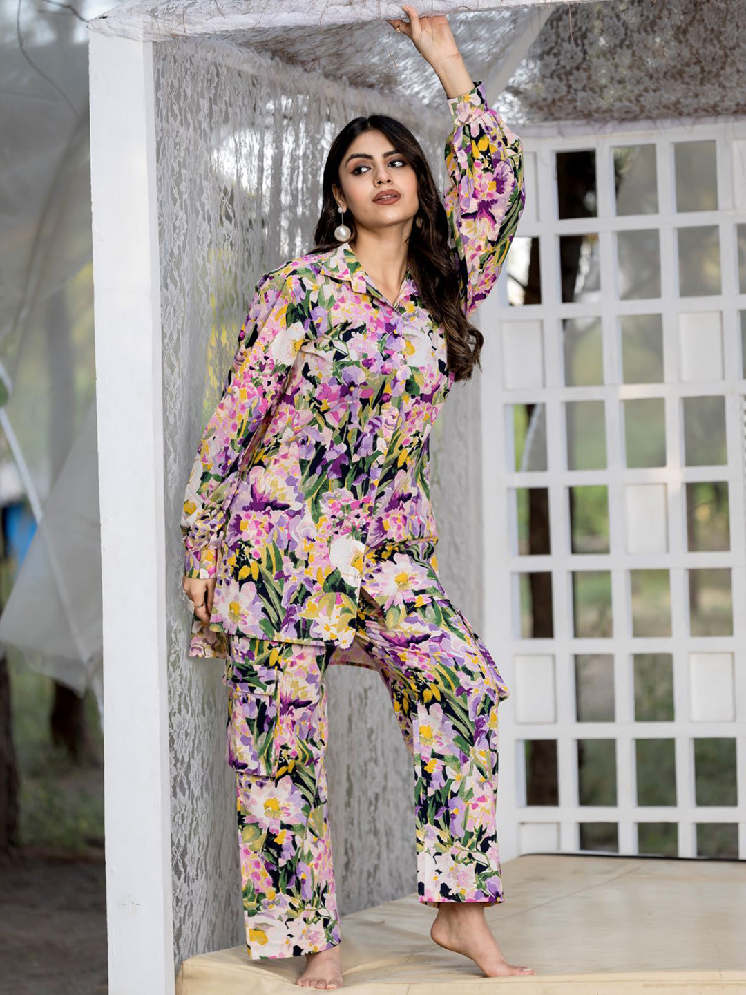 PIRRA DESIGNS Floral Printed Shirt Collar High-Low Tunic With Trousers