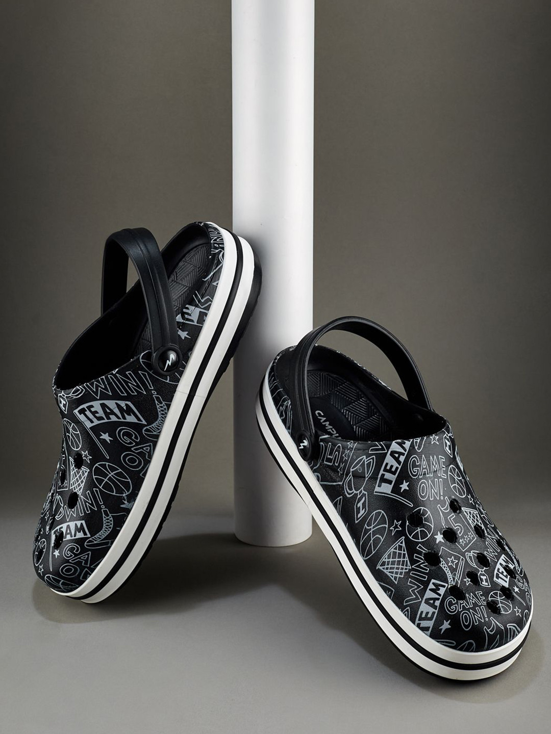 Campus Men GC-4025 Printed Clogs