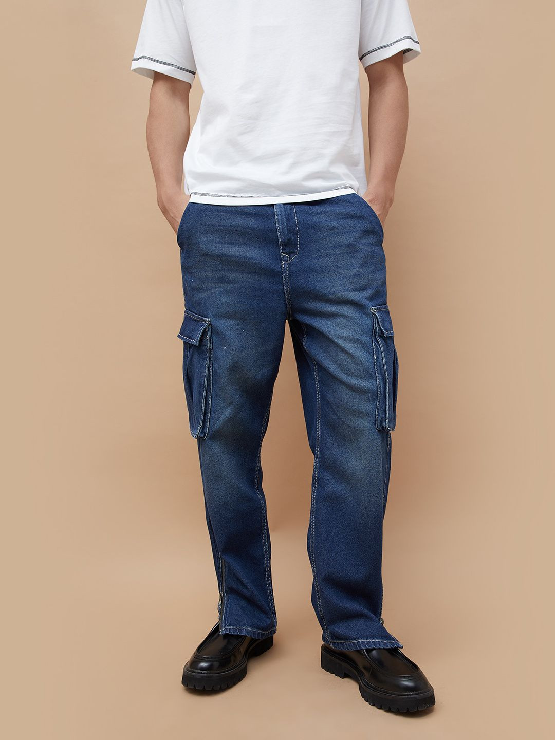 Bossini Men Relaxed Fit Cargo Styles Jeans