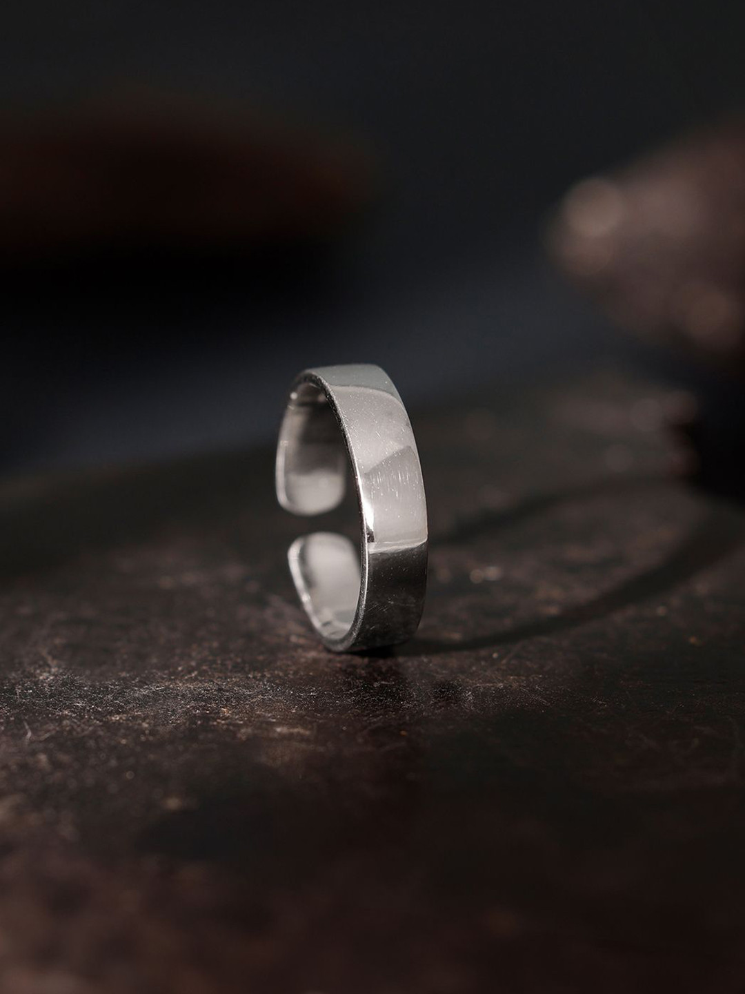 GIVA Men 925 Sterling Silver Rhodium-Plated Rebel Adjustable Finger Ring