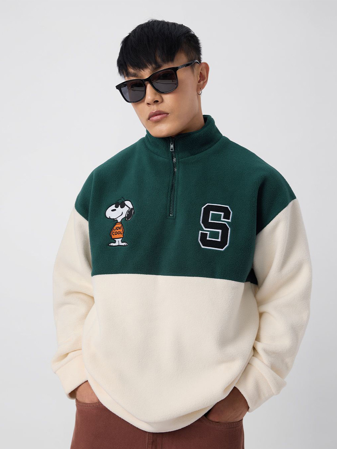 The Souled Store Men Peanuts Snoopy Printed Oversized Sweatshirts