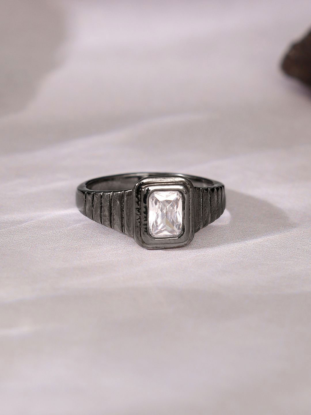 GIVA Men 925 Silver Rhodium-Plated Zircon Nomadic Spirit Ring Fixed Size Indian - 17