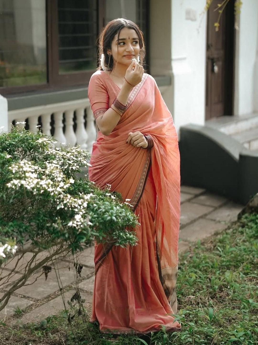 DEVIKA TEXTILES Pure Cotton Narayan Peth Saree