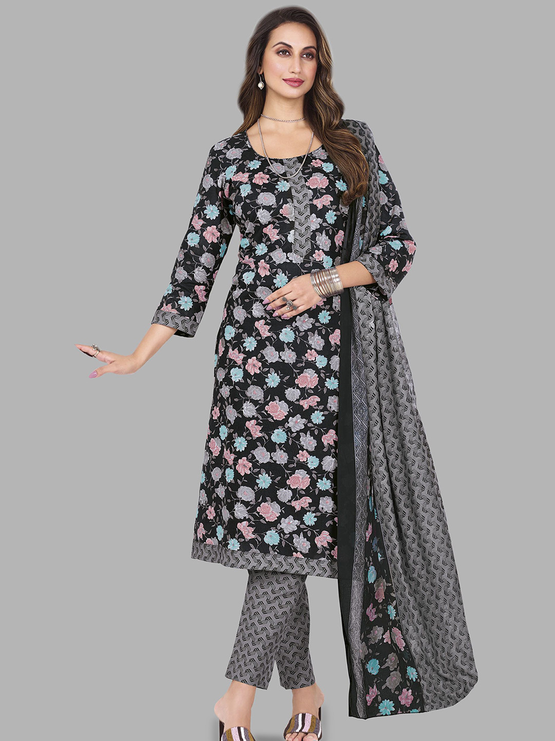 Simmu Women Printed Regular Pure Cotton Kurta with Churidar & With Dupatta