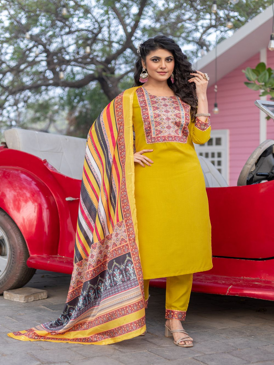 Twika Floral Yoke Design Round Neck Straight Kurta With Trouser & Dupatta