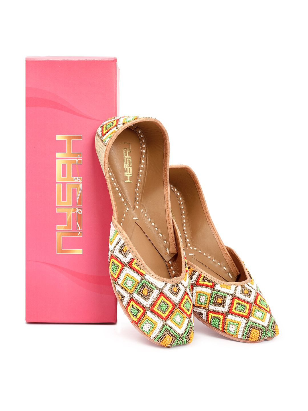 Nysah Women Embellished Round Toe Mojaris