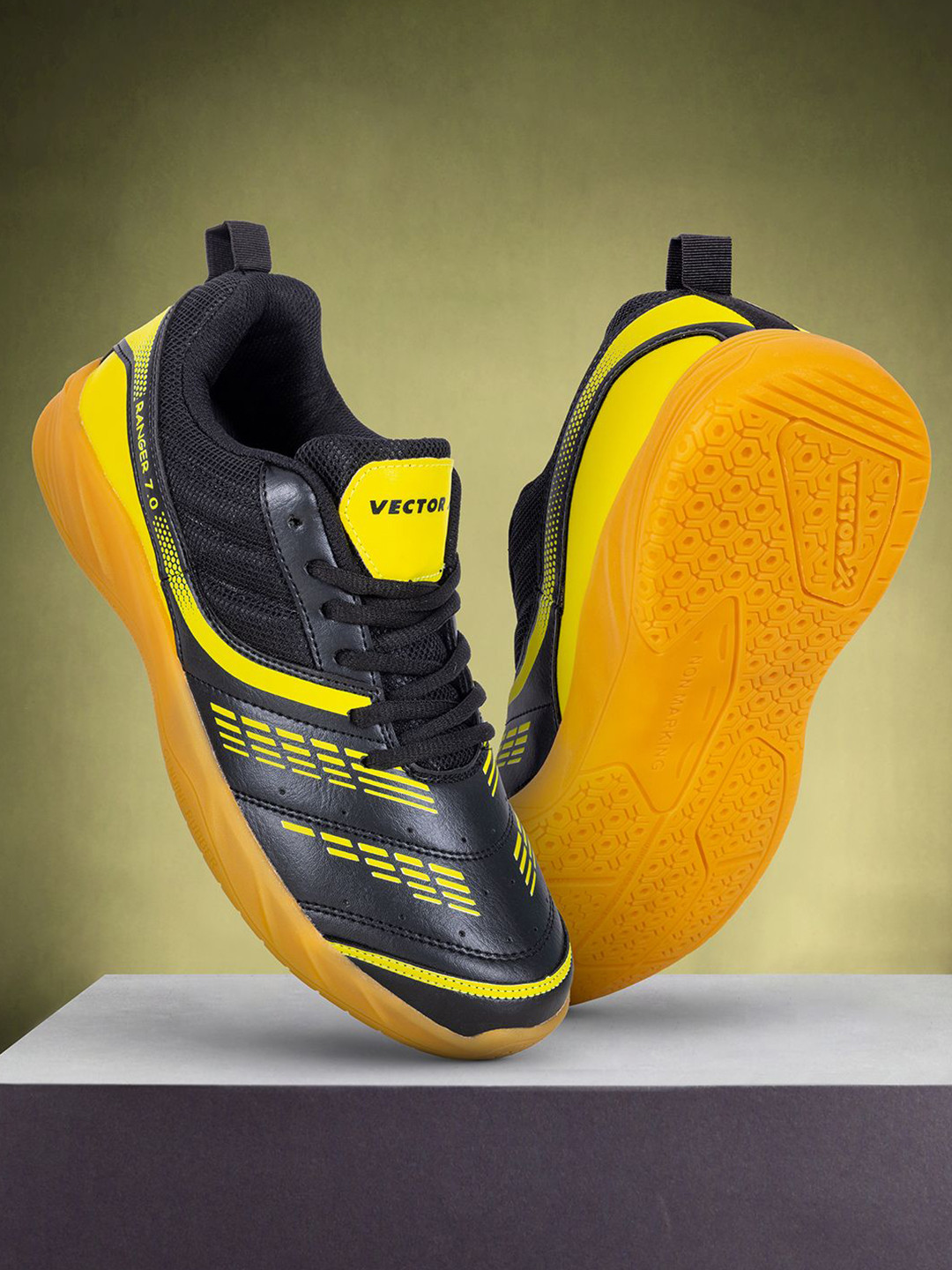 VECTOR X SH-RANGER-7.0 Men Badminton Non-Marking Lace-Ups Shoes
