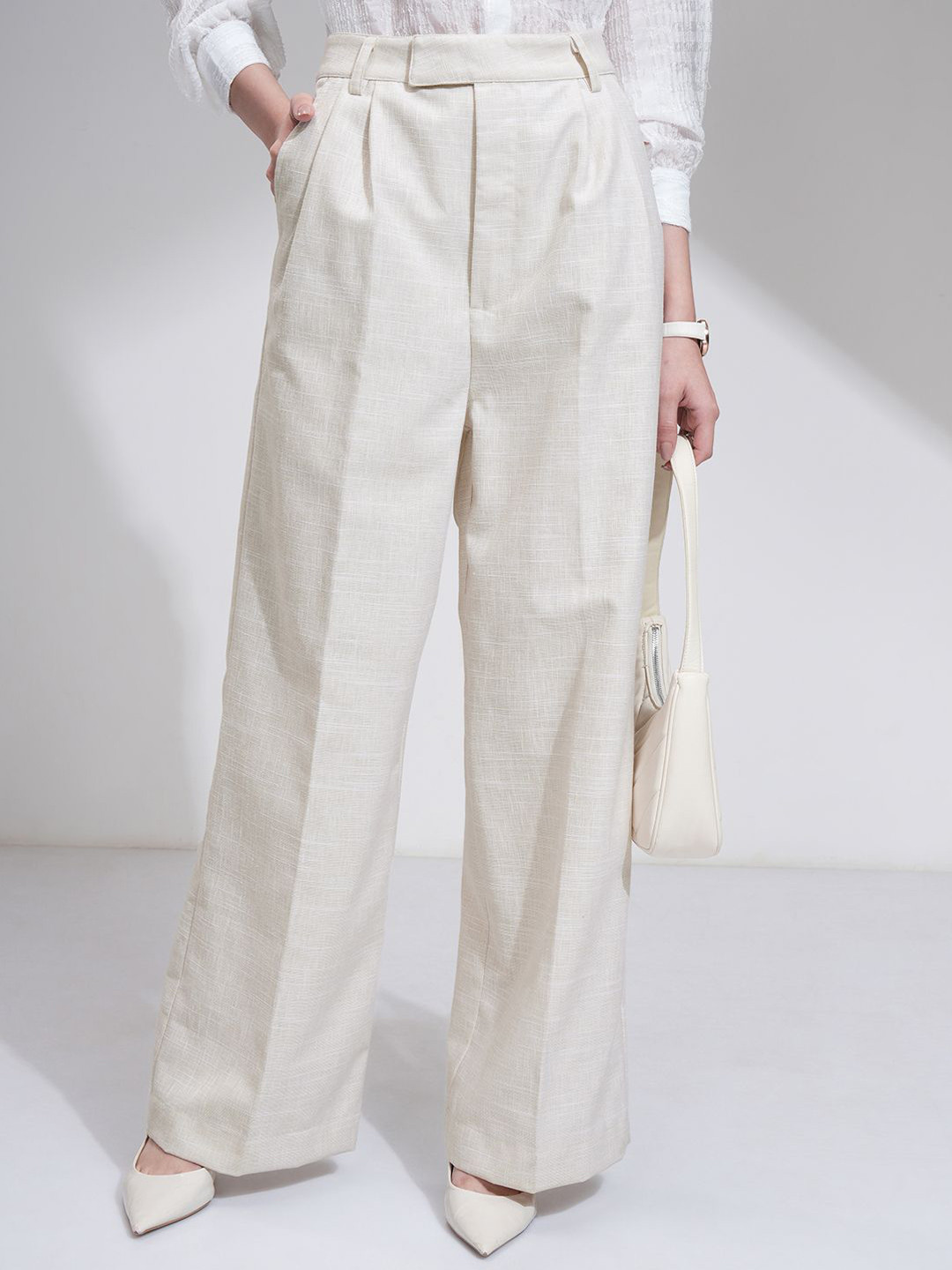 Tokyo Talkies Women Solid Pleated Wide Leg Tailo Formal Trouser