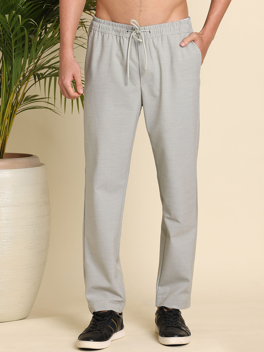 RIGS AND RAGS Men Relaxed Straight Leg Straight Fit Wrinkle Free Trousers