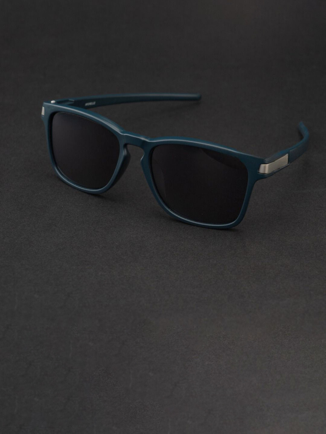 AFERELLE Unisex Rectangle Sunglasses with Polarised Lens XCLASSBLUEBLK-Matt Classic Blue