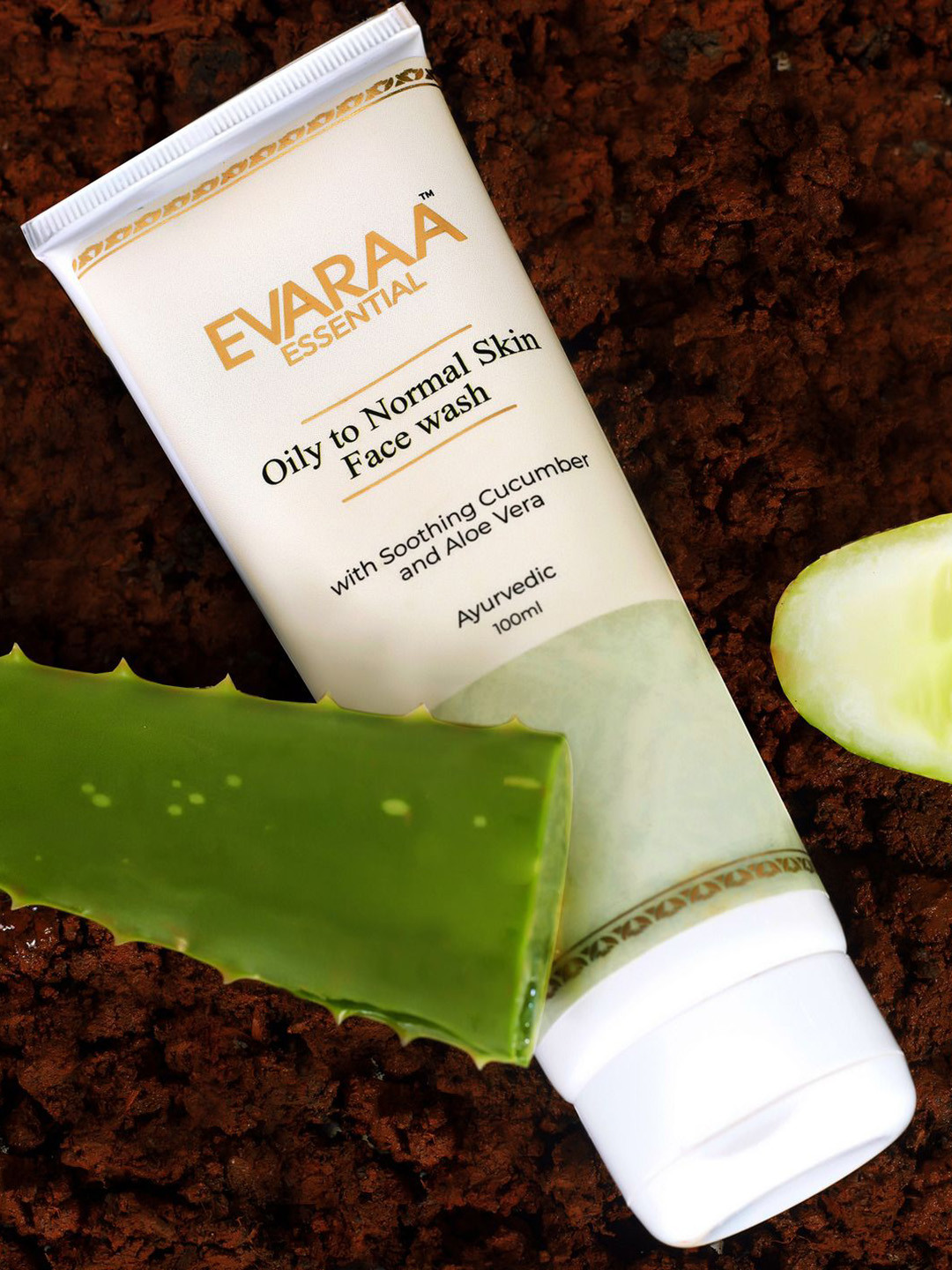 EVARAA ESSENTIAL Aloevera Face Wash With Cucumber Soothes Irritation - 100 ml