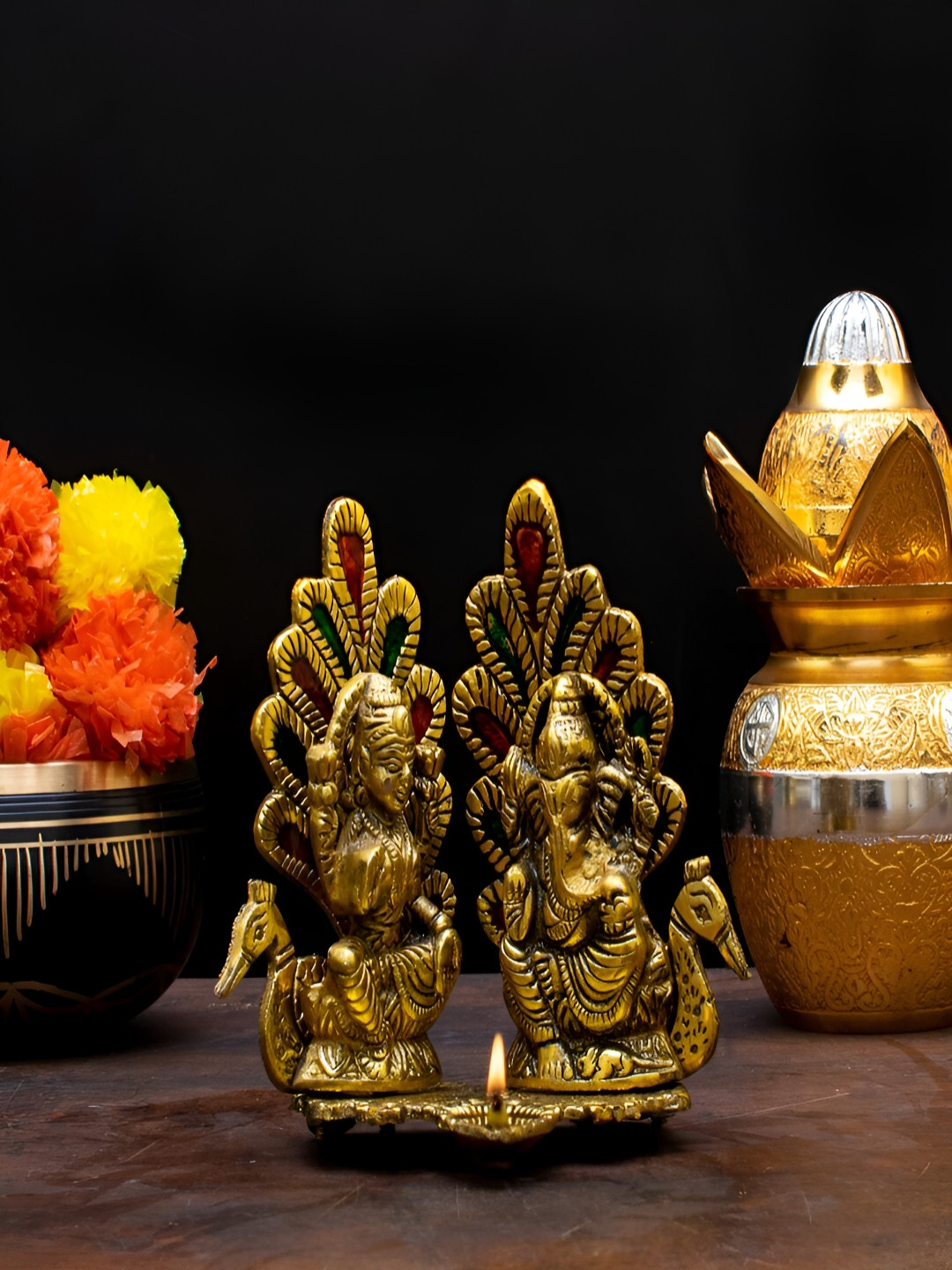Craftlayout Lakshmi Ganpati with Diya Gold Polyresin Natural Prayer Room Medium Showpiece - 5 Inches