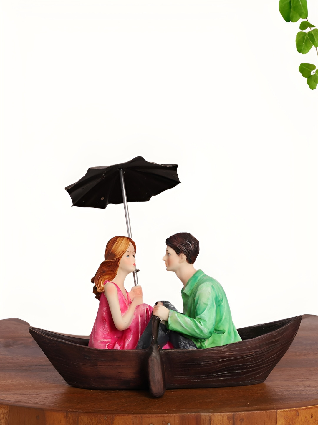 INTERNATIONAL GIFT Romantic Couple Boat Black Polyresin Matte Living Room Small Showpiece - 4.5 Inches