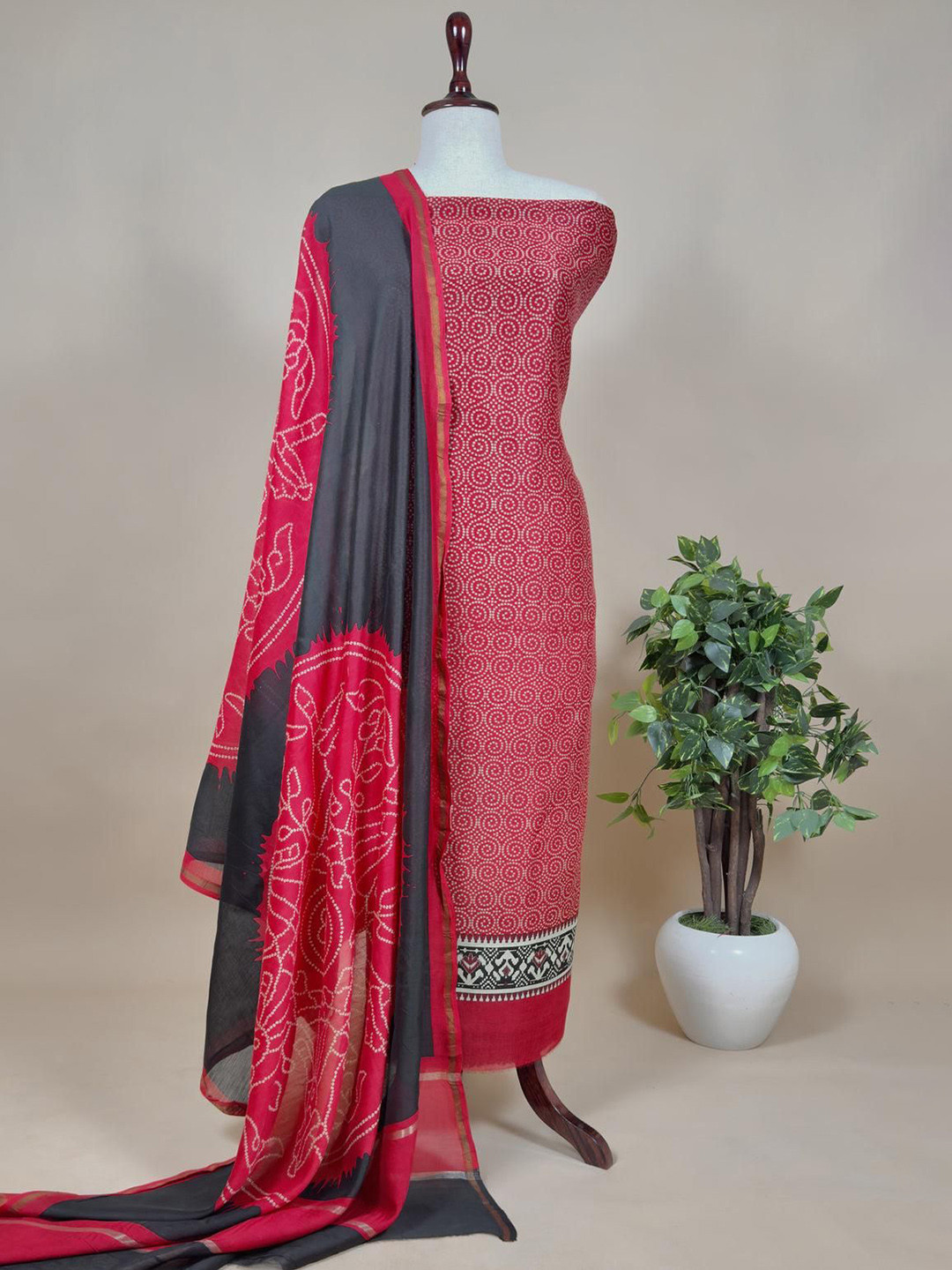Kalasheel Bandhani Printed Pure Silk Unstitched Dress Material
