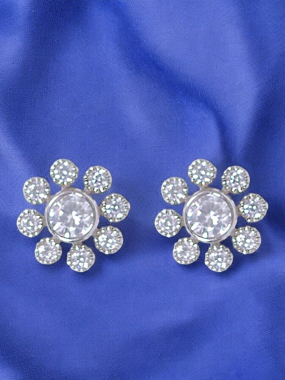 Taraash 925 Sterling Silver-Plated CZ Studded Floral Round Shaped Studs