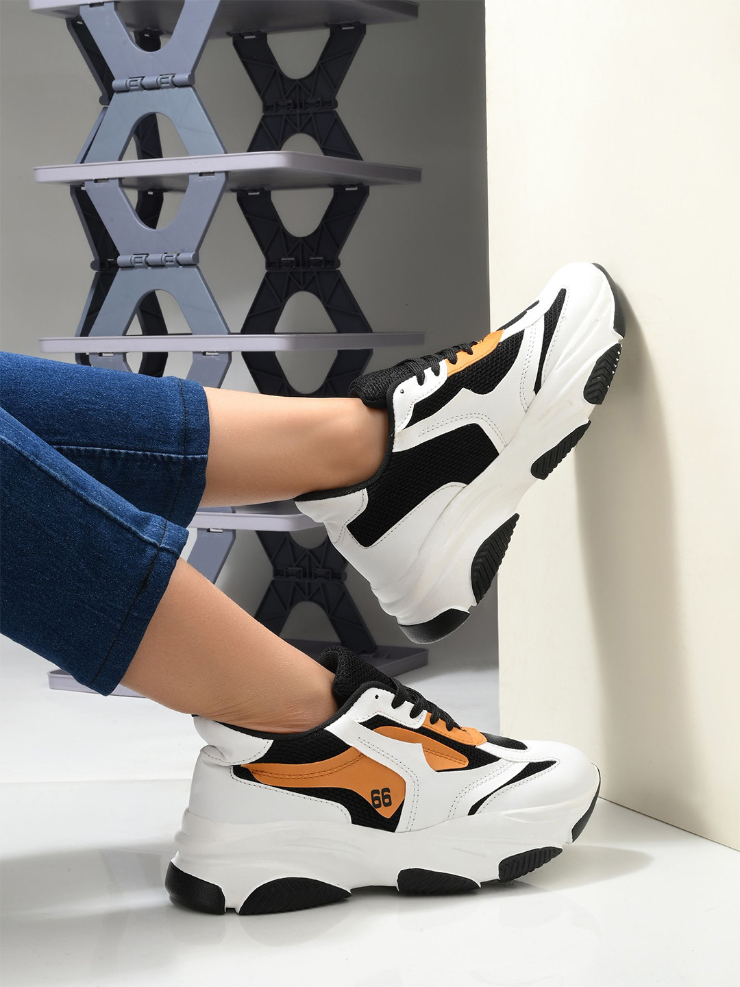Layasa Women Anti Odour Walking Shoes