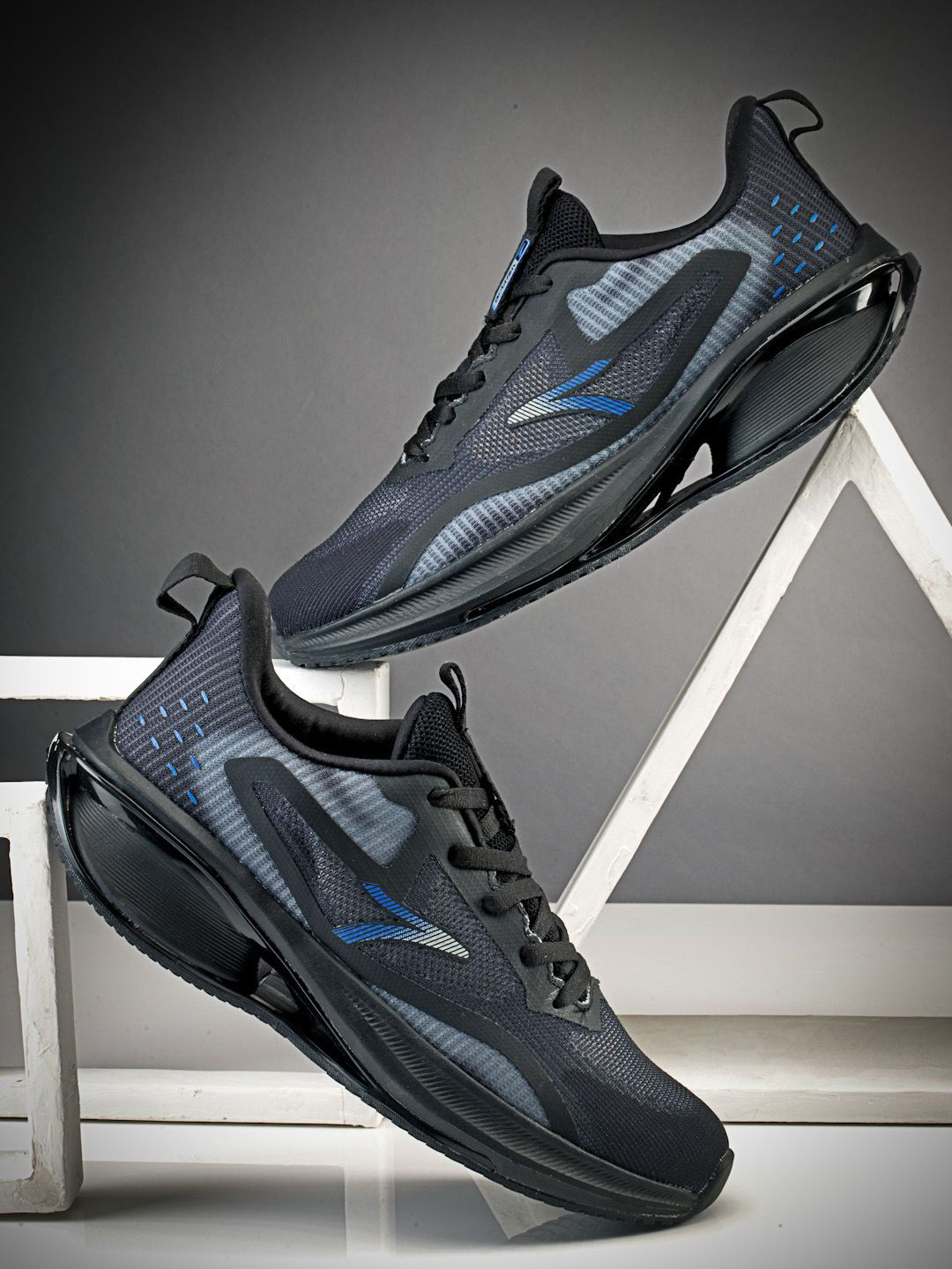 Action Men Turbo Mesh Running Non-Marking Shoes
