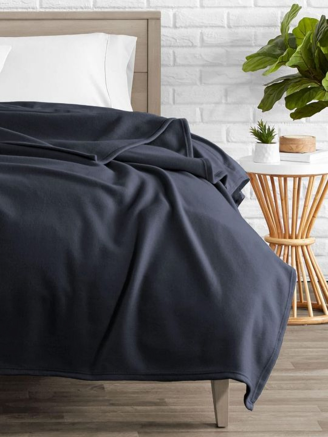 VAS COLLECTIONS Fleece Grey AC Room 210 GSM Single Bed Blanket