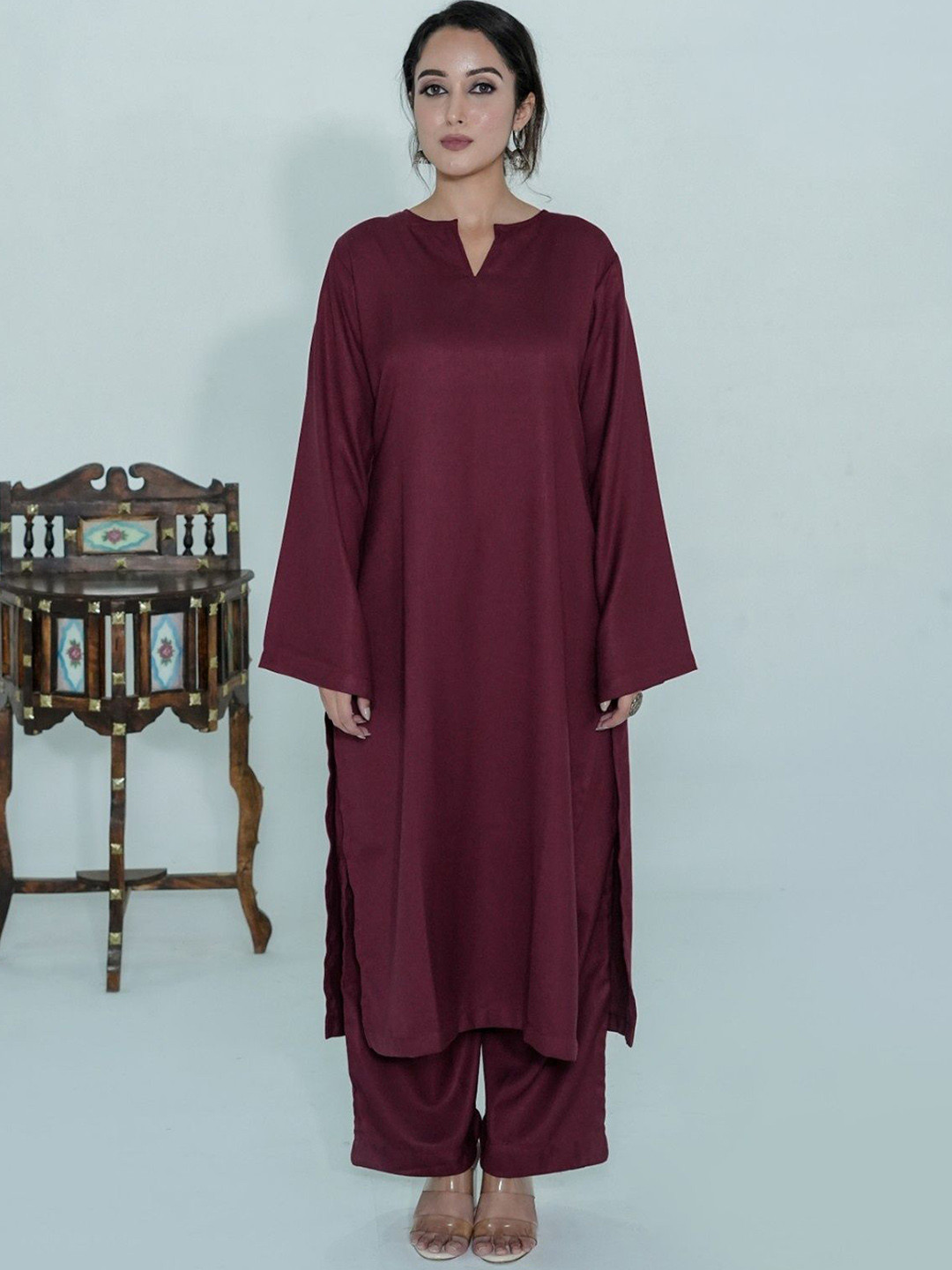Ethnic Threads Notch Neck Flared Sleeves Pashmina Kurta With Trousers