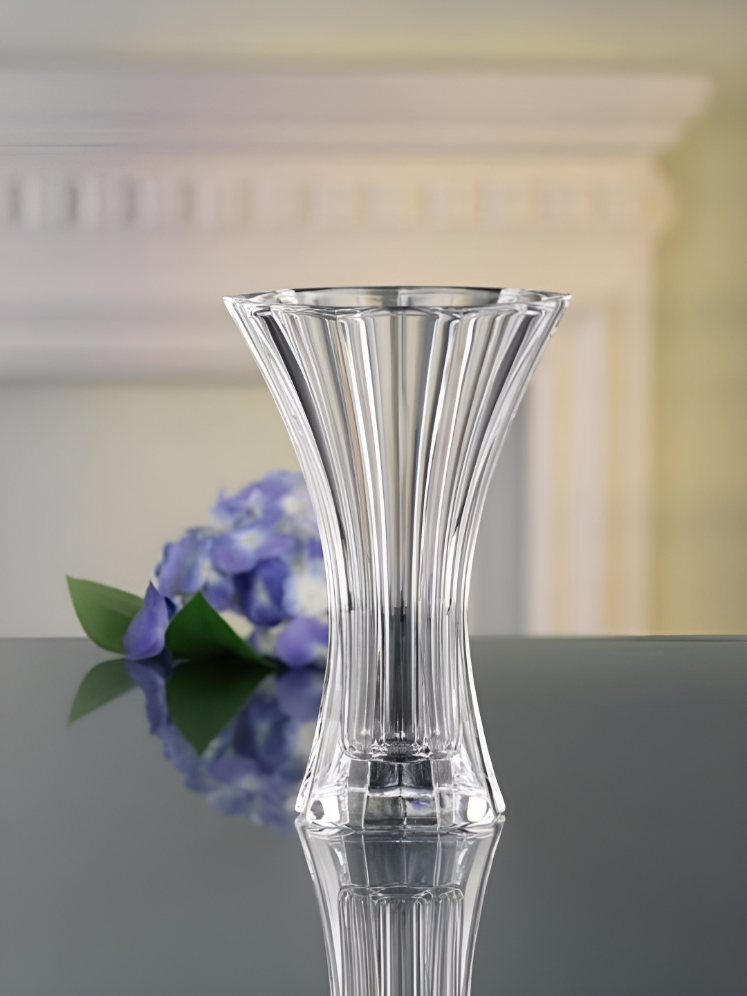 Nachtmann Saphir Crystal Transparent Textured Glass Flower Vase