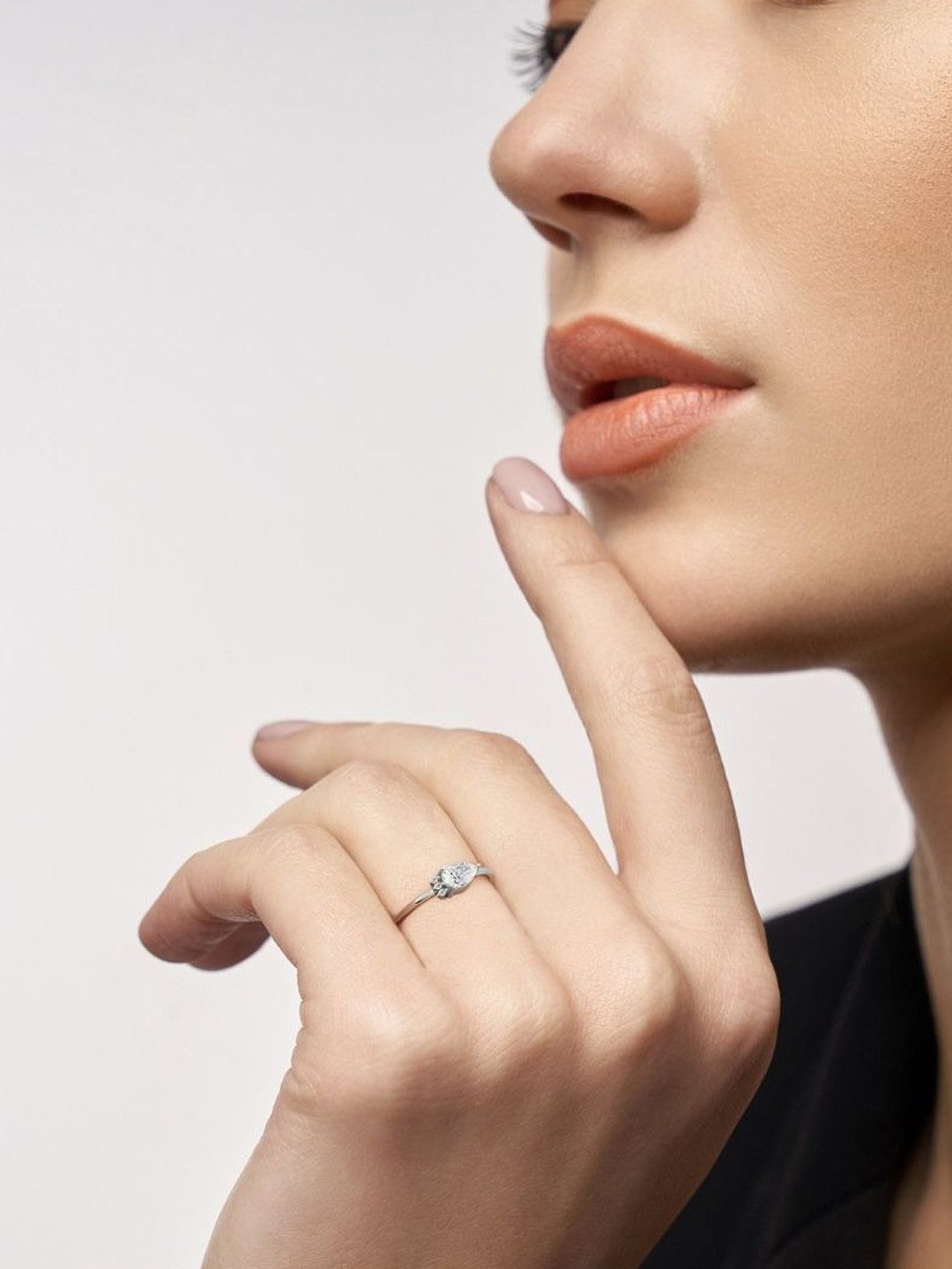 Emori Stunning Pear Lab Diamond Ring in 18KT Gold