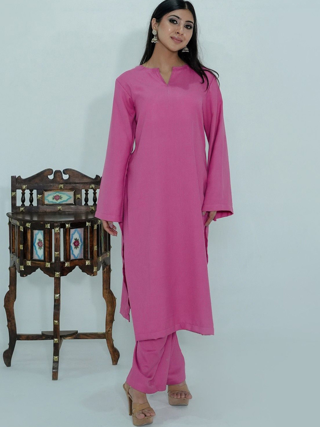 Ethnic Threads Notch Neck Flared Sleeves Pashmina Kurta With Trousers
