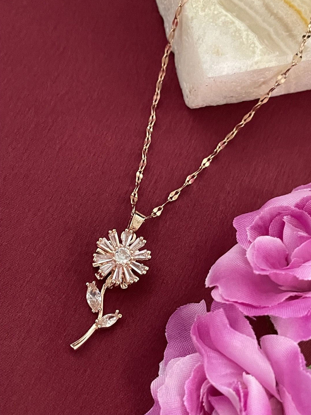 Digital Dress Room Rose Gold Plated Flower-Shaped Pendants With Chains
