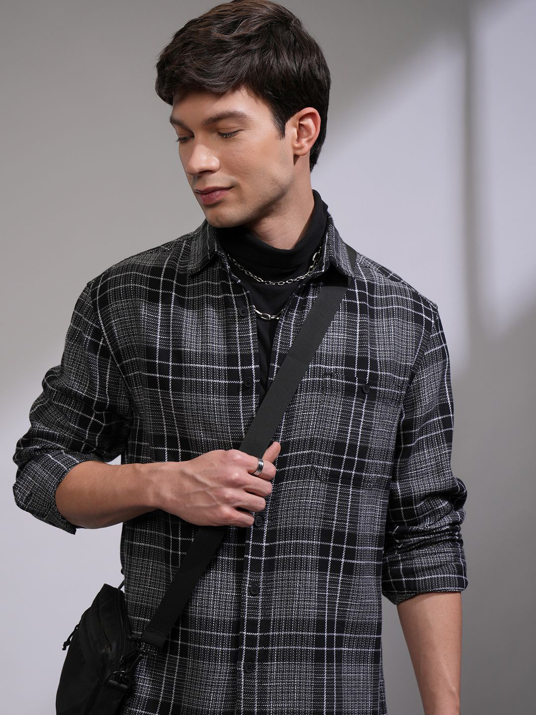 HIGHLANDER Men Cavalry Twill Textured Checked Relaxed Overshirt