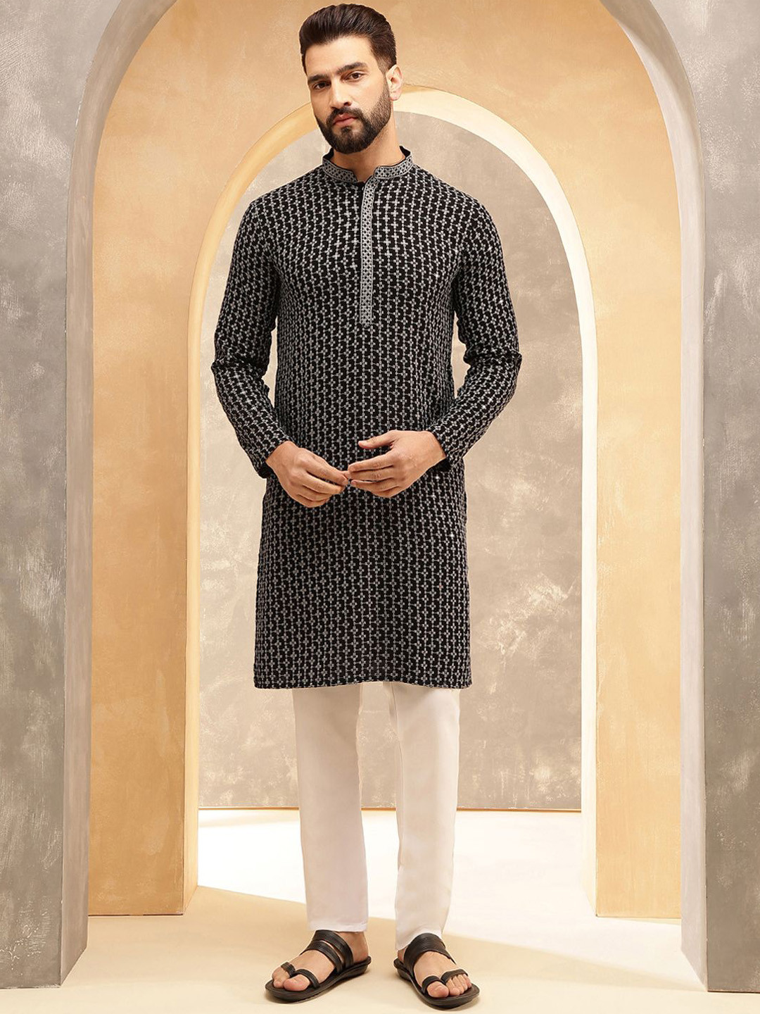 Anouk Black And White Geometric Embroidered Mandarin Collar Straight Kurta