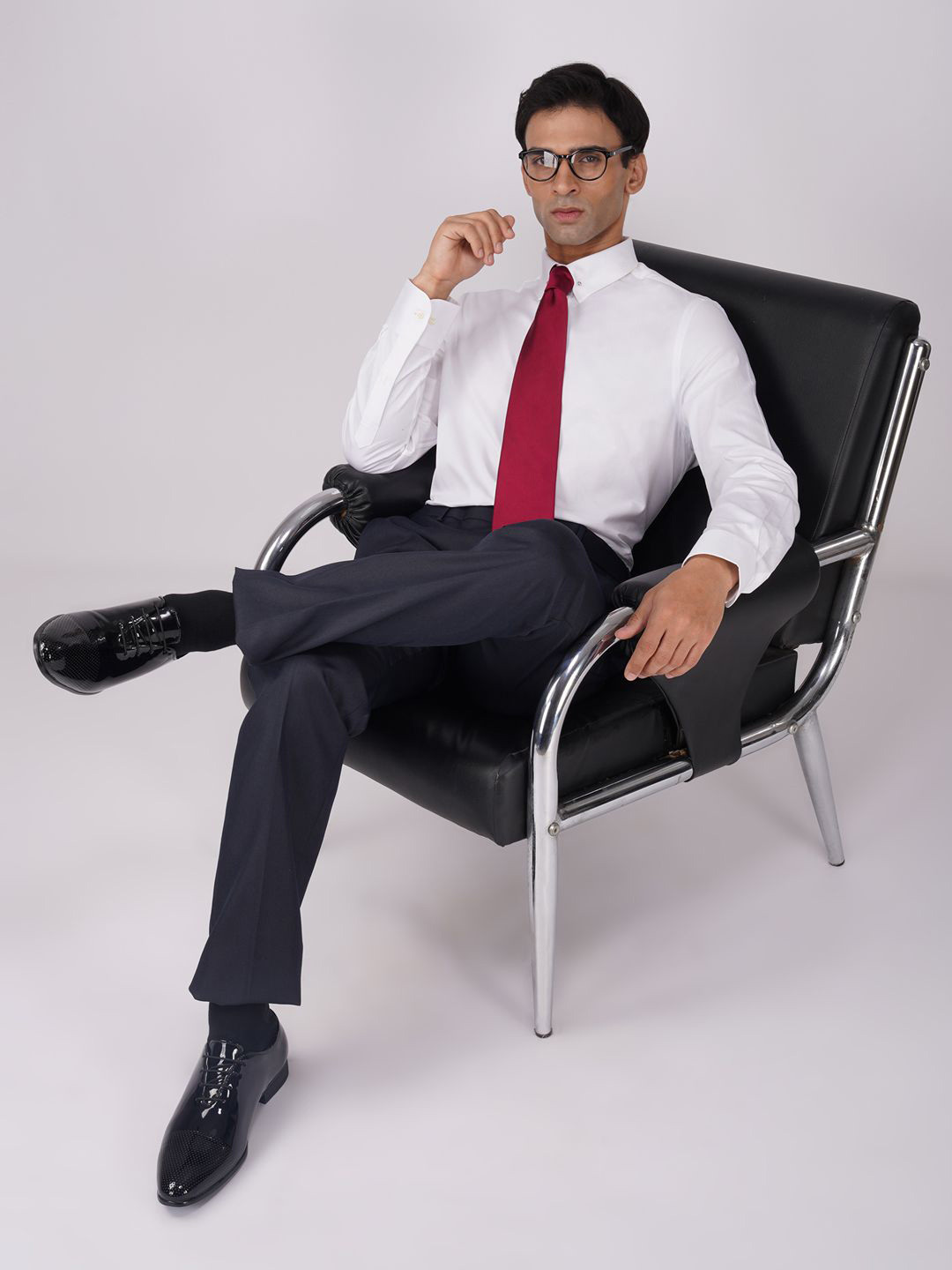 FASHION FORMAL Men Classic Slim Fit Spread Collar Solid Cotton Formal Shirt