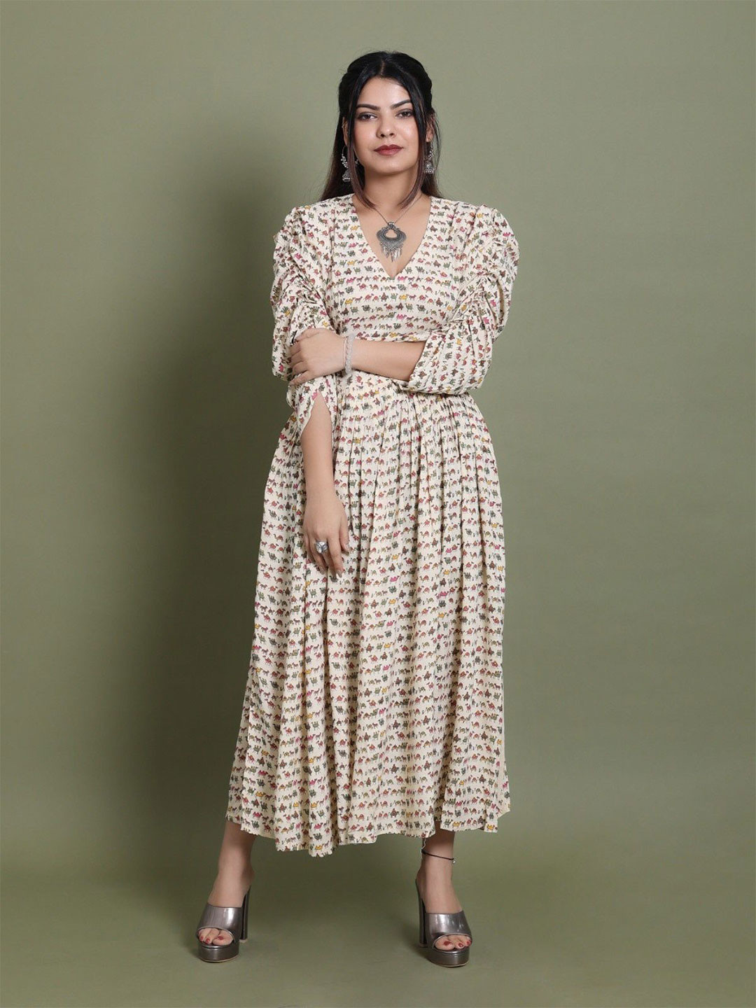 DRESENCE Printed Maxi Dress