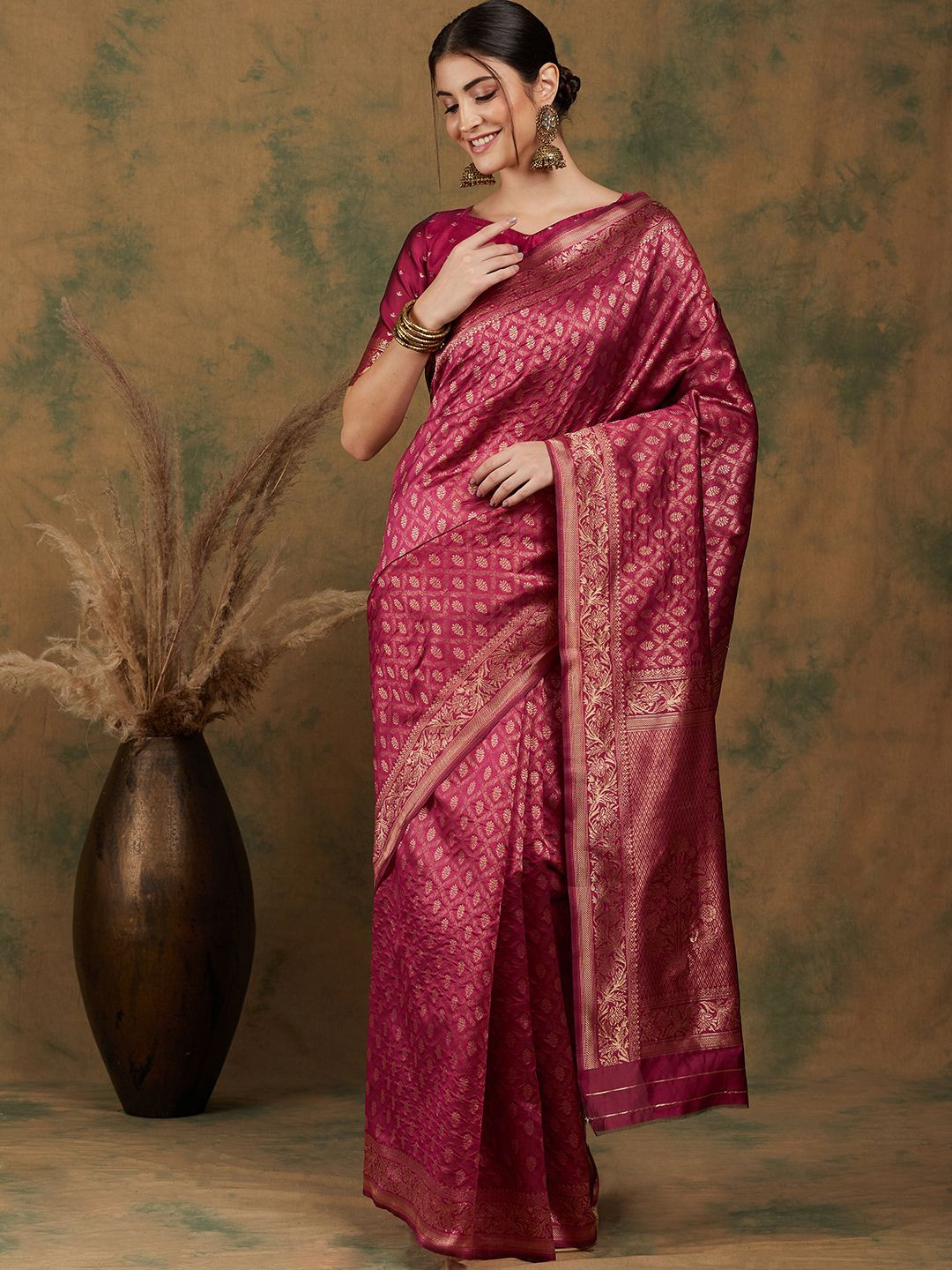 DEVATITHI Pink Banarasi Silk Saree