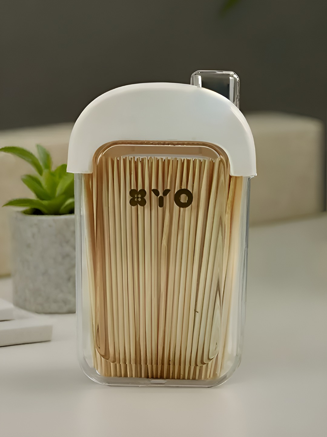 DecorTwist White 500 Toothpicks Holder